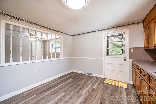 2649 Westview Acres Street, Hickory, NC 28601