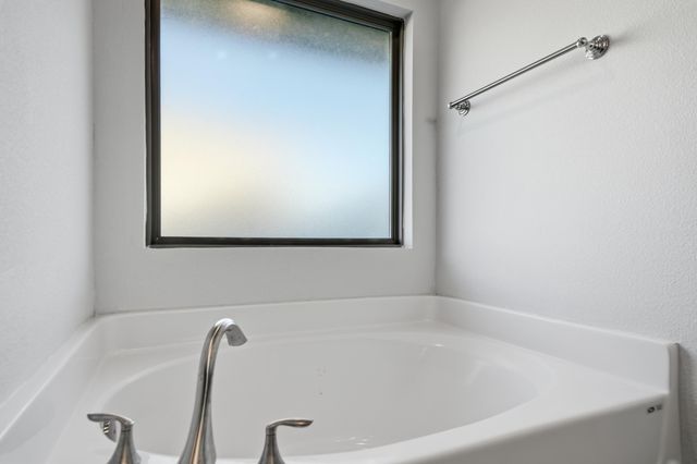 217 Baycliff Drive, Crestview, FL 32536