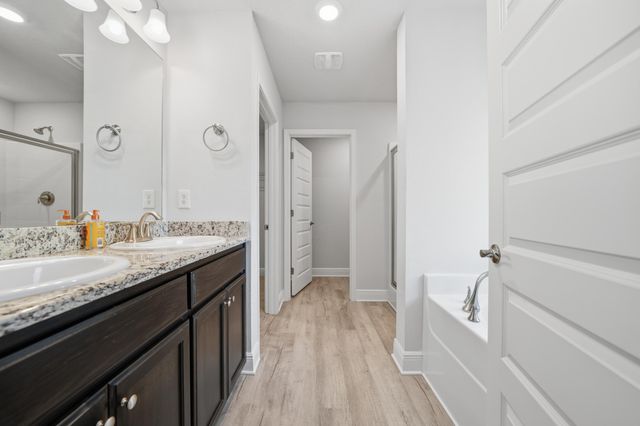 217 Baycliff Drive, Crestview, FL 32536