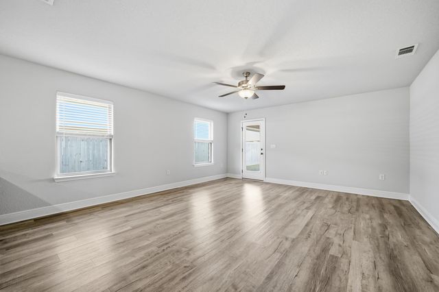 217 Baycliff Drive, Crestview, FL 32536