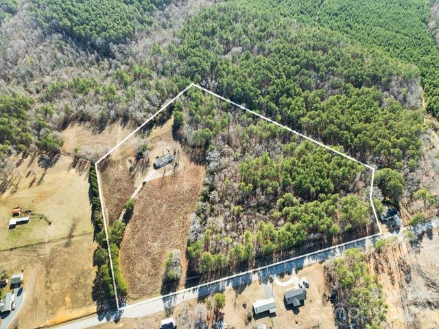 102 Dolly Moore Lane, Chesterfield, SC 29709