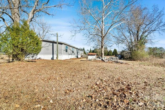 102 Dolly Moore Lane, Chesterfield, SC 29709