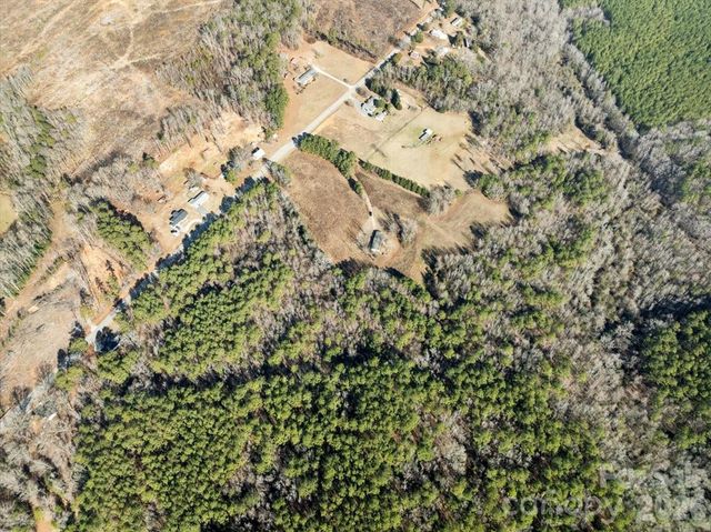 102 Dolly Moore Lane, Chesterfield, SC 29709