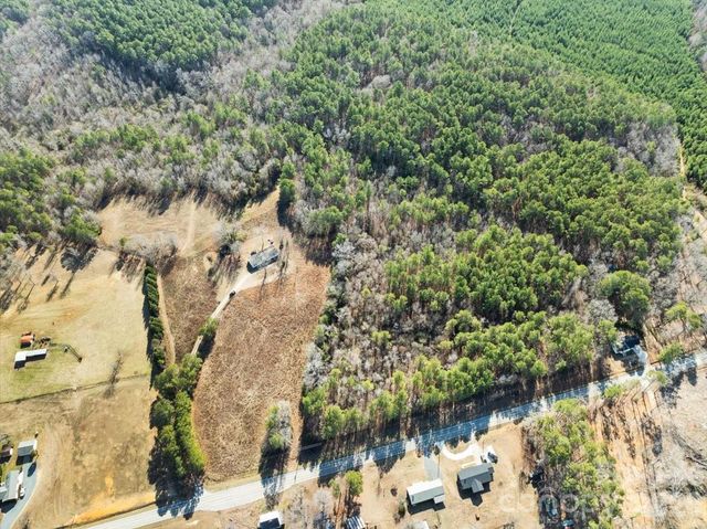 102 Dolly Moore Lane, Chesterfield, SC 29709