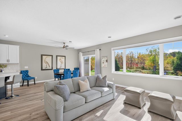 13650 Crownline Drive NE, Prior Lake, MN 55372