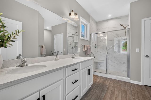 13650 Crownline Drive NE, Prior Lake, MN 55372