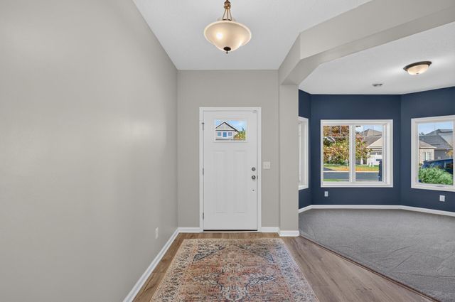 13650 Crownline Drive NE, Prior Lake, MN 55372