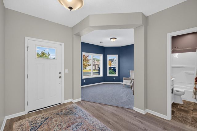13650 Crownline Drive NE, Prior Lake, MN 55372