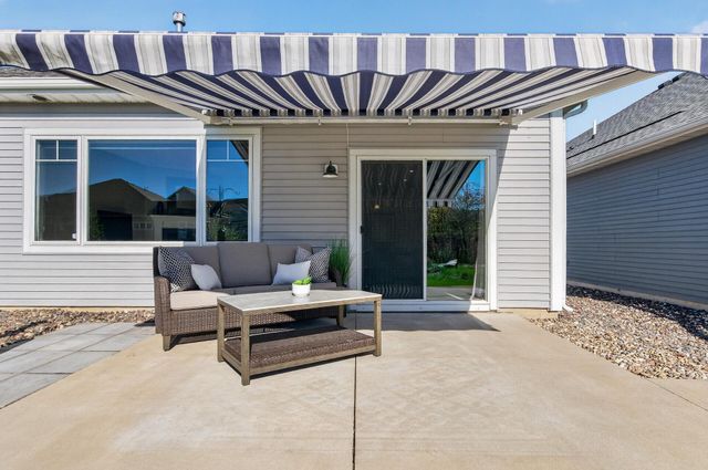 13650 Crownline Drive NE, Prior Lake, MN 55372