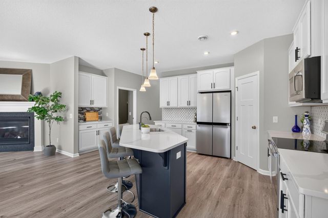 13650 Crownline Drive NE, Prior Lake, MN 55372