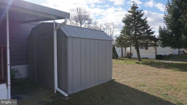 572 MILES STANDISH LANE, Buena, NJ 08310