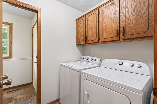 1566 Lamotte Circle, Lino Lakes, MN 55038