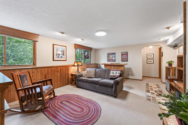 1566 Lamotte Circle, Lino Lakes, MN 55038