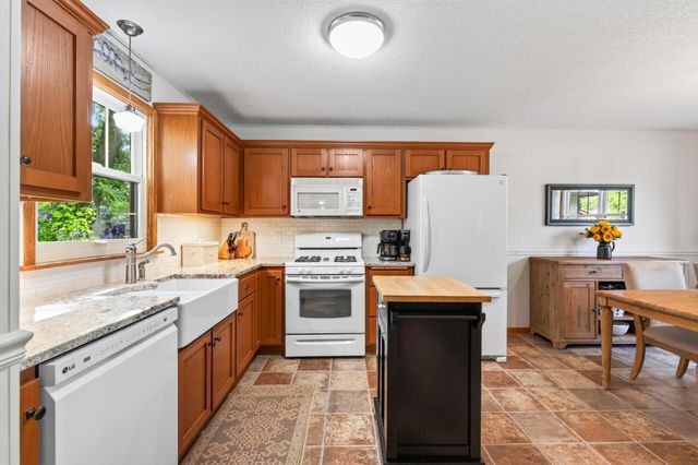 1566 Lamotte Circle, Lino Lakes, MN 55038