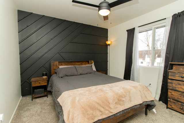 455 E 60th Place, Merrillville, IN 46410