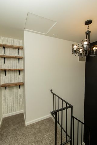 455 E 60th Place, Merrillville, IN 46410