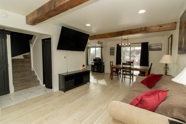 455 E 60th Place, Merrillville, IN 46410