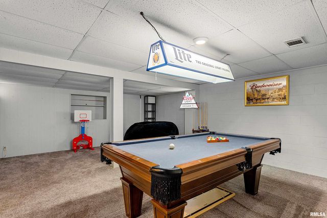 6602 N CHATEAU Place, Peoria, IL 61615