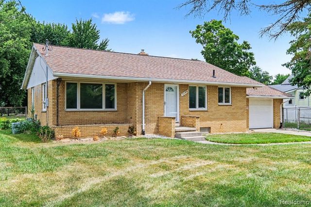 5199 Lapeer Road, Burton, MI 48509