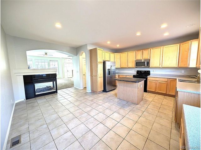 1450 Turnberry Dr, Castle Rock, CO 80104