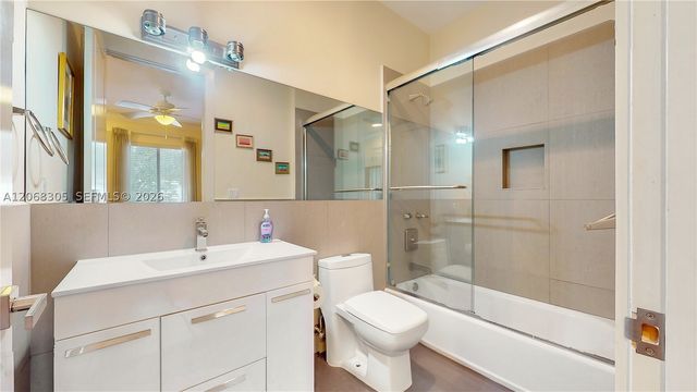 9424 SW 123rd Ter, Miami, FL 33176