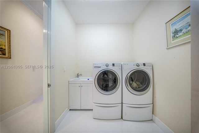 9424 SW 123rd Ter, Miami, FL 33176