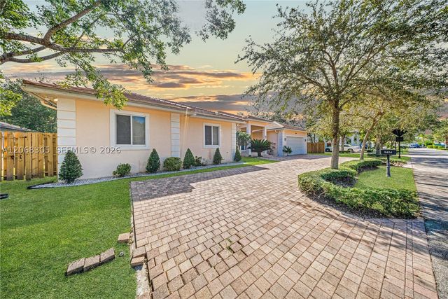 9424 SW 123rd Ter, Miami, FL 33176