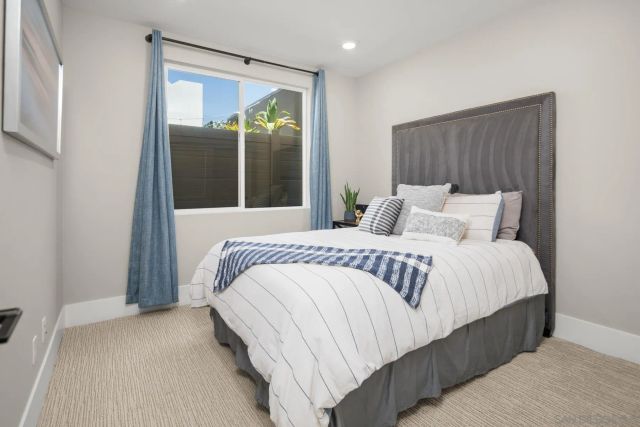 3927 Shasta St, San Diego, CA 92109