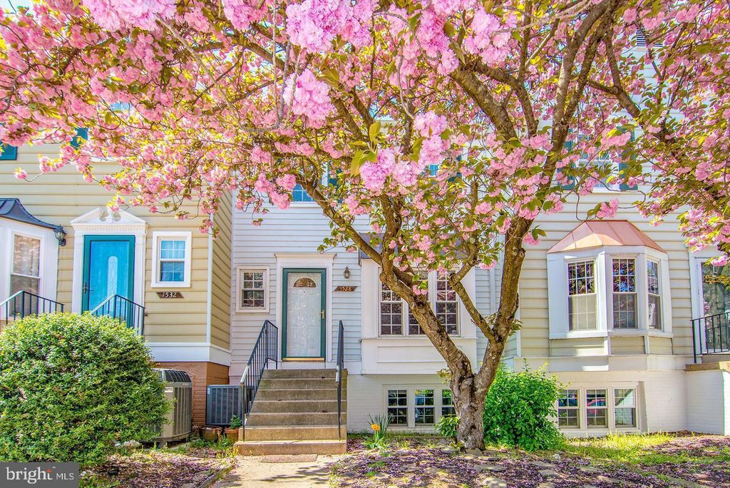 1528 MARLBOROUGH CT, Crofton, MD 21114