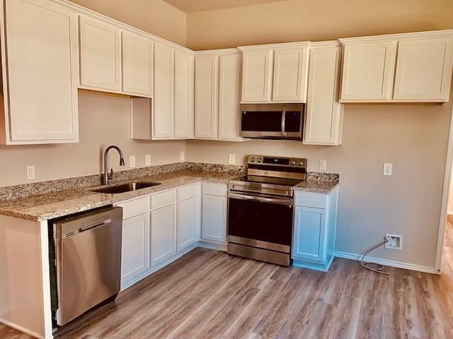11720 White Cedar, Willis, TX 77318