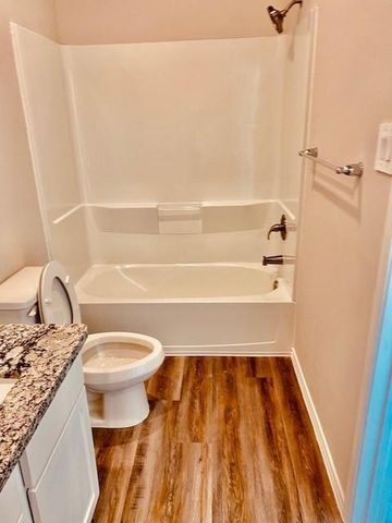 11720 White Cedar, Willis, TX 77318