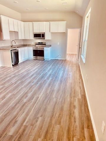 11720 White Cedar, Willis, TX 77318