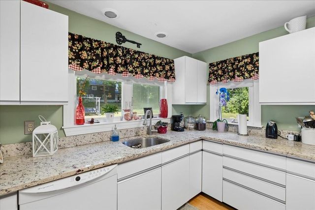 97 Old Rockingham Road, Salem, NH 03079