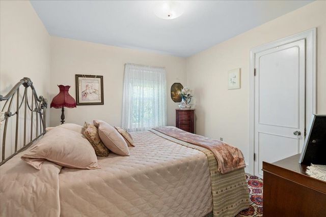 97 Old Rockingham Road, Salem, NH 03079