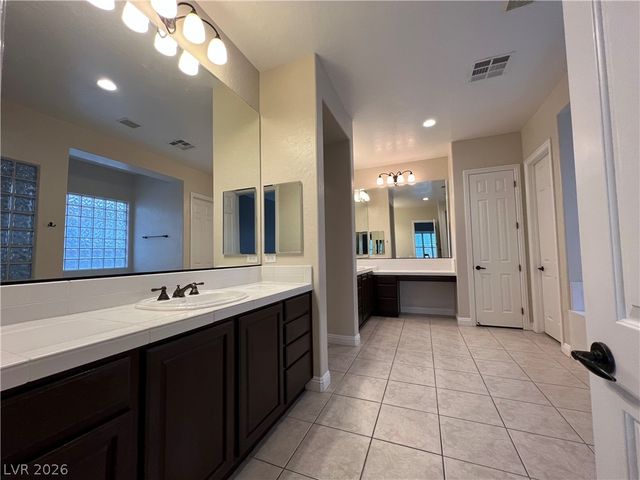 3709 Fledgling Drive, North Las Vegas, NV 89084