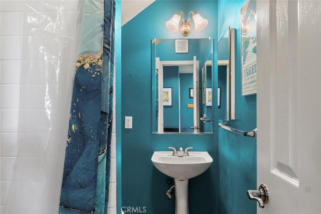 Image 17 of property listing at 1997 Wild Oak Lane, Chico, CA 95928