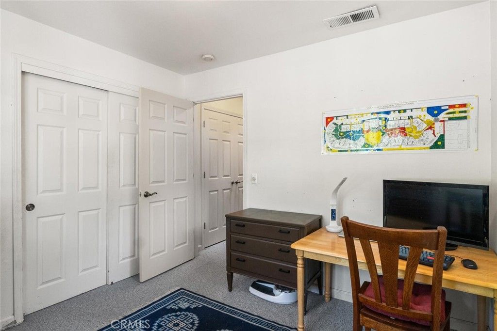 Image 29 of property listing at 1997 Wild Oak Lane, Chico, CA 95928