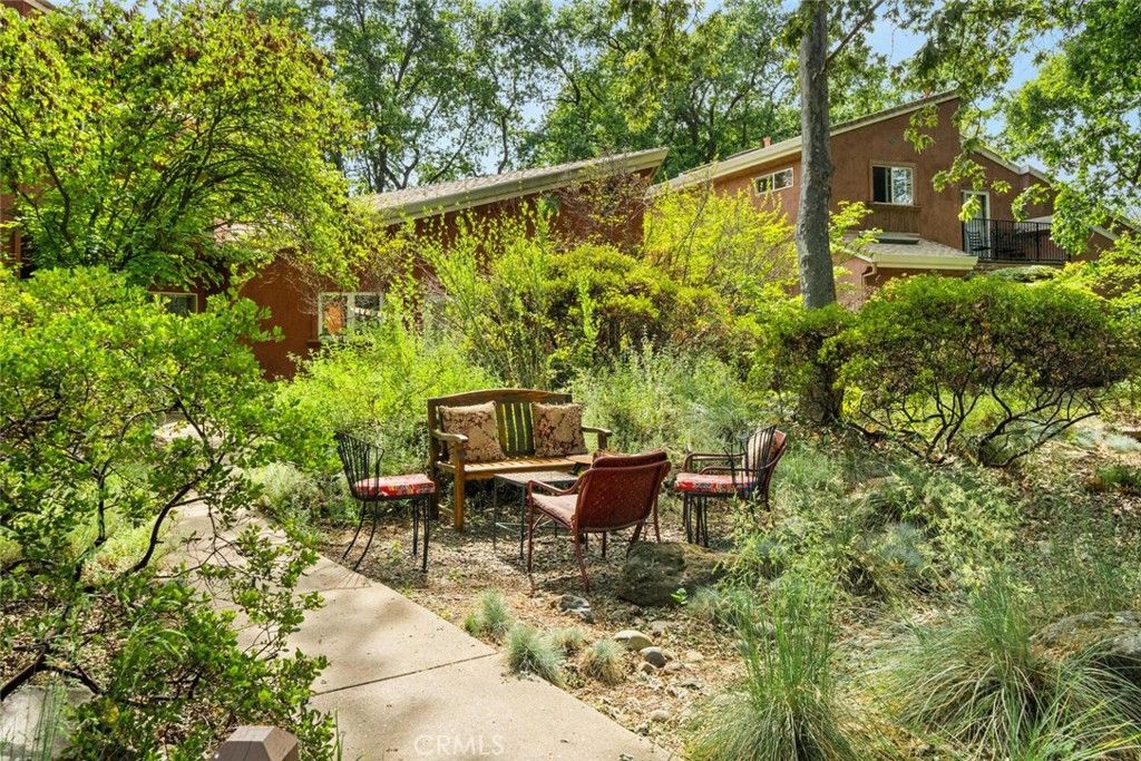 Image 35 of property listing at 1997 Wild Oak Lane, Chico, CA 95928