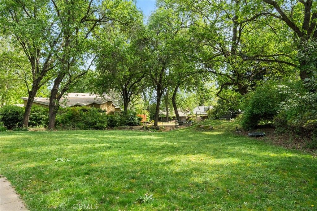 Image 38 of property listing at 1997 Wild Oak Lane, Chico, CA 95928