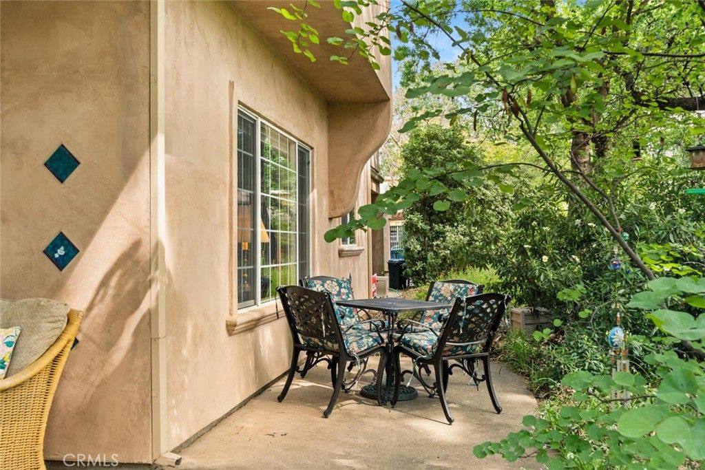 Image 4 of property listing at 1997 Wild Oak Lane, Chico, CA 95928