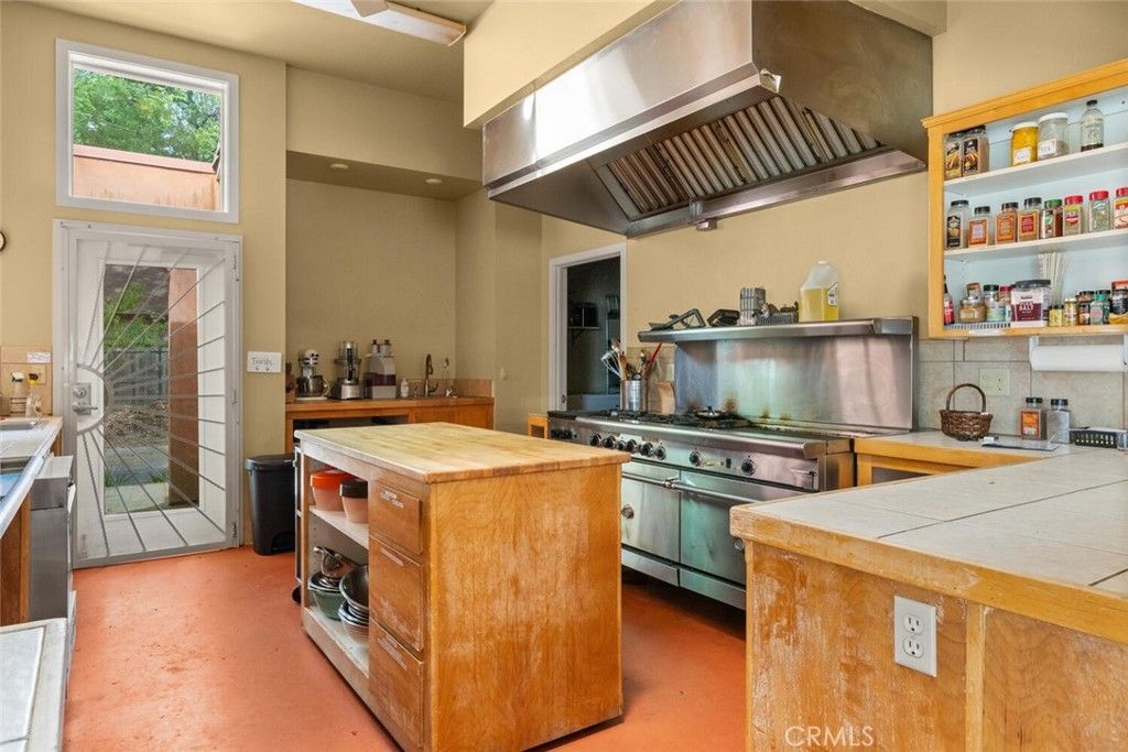 Image 44 of property listing at 1997 Wild Oak Lane, Chico, CA 95928