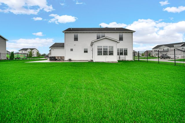 11103 Isles Avenue, Dyer, IN 46311