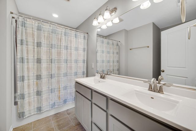 11103 Isles Avenue, Dyer, IN 46311