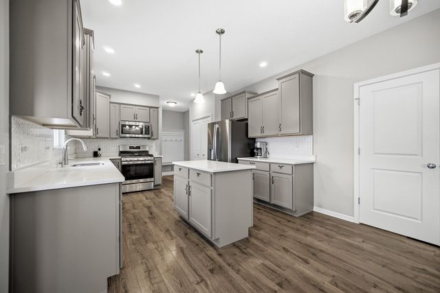 11103 Isles Avenue, Dyer, IN 46311