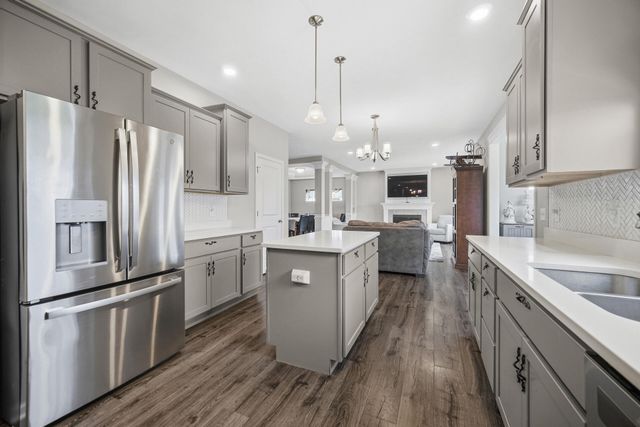 11103 Isles Avenue, Dyer, IN 46311