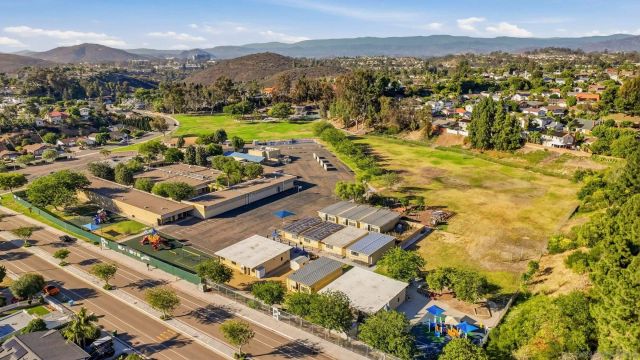 11198 Amalia Ct, San Diego, CA 92129