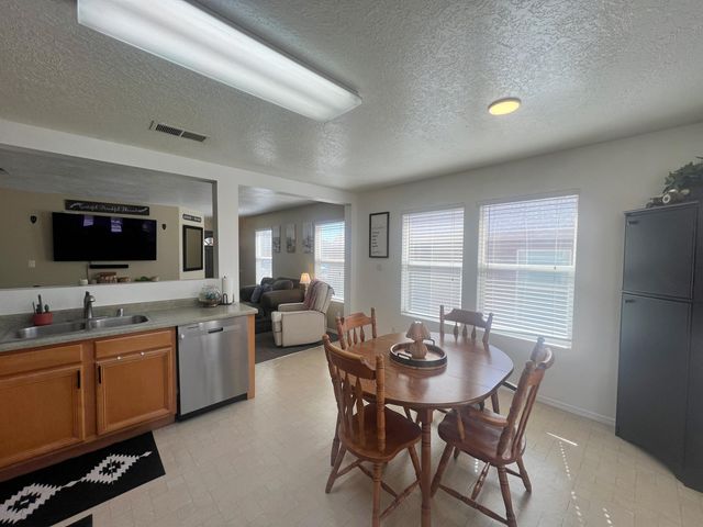 6148 Malpais Park Avenue NW, Albuquerque, NM 87114