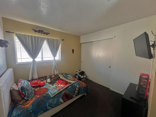 6148 Malpais Park Avenue NW, Albuquerque, NM 87114