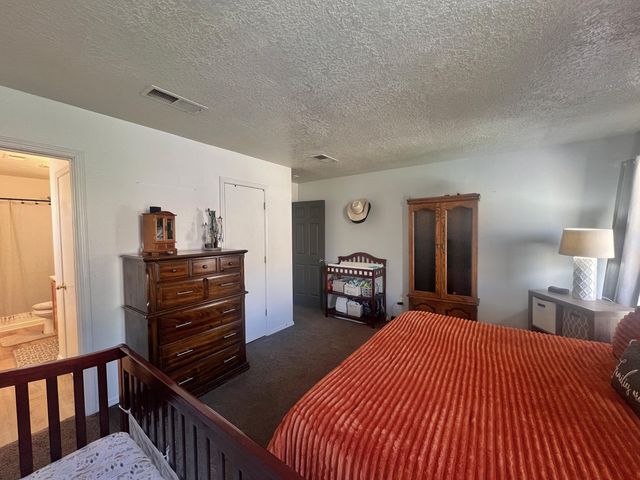 6148 Malpais Park Avenue NW, Albuquerque, NM 87114