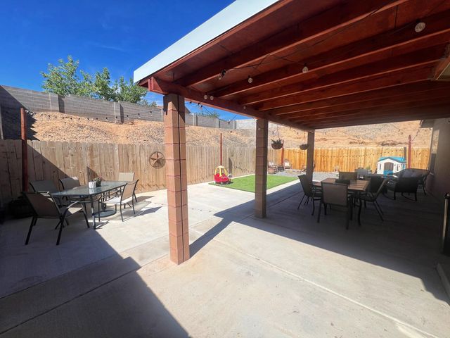 6148 Malpais Park Avenue NW, Albuquerque, NM 87114